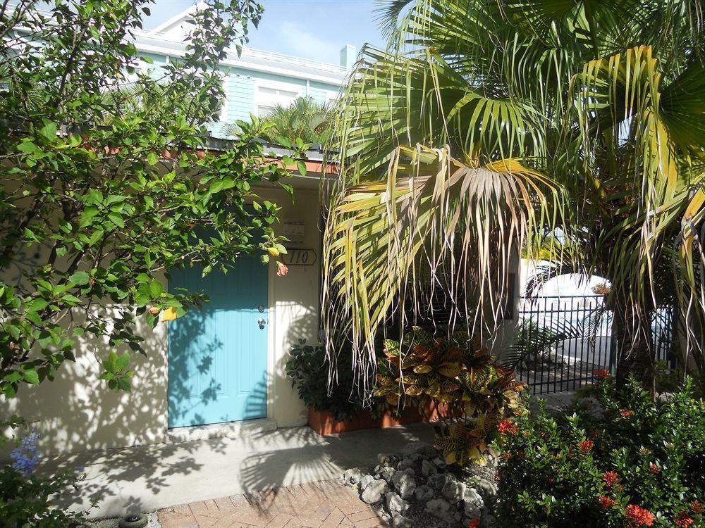 Flamingo Motel & Villas Bonita Springs North Naples Exteriör bild